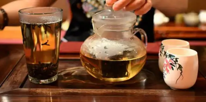 شاي نادر في الصين أغلى من الذهب والألماس