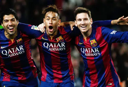 برشلونة يفوز على ريال بيتيس بثنائية ويستعيد الصدارة