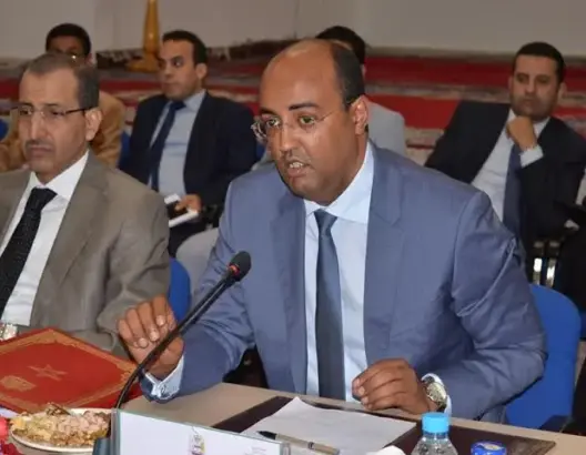 فضيحة جديدة .. رئيس جهة العيون يقتني سيارة فاخرة بـ 150 مليون سنتيم