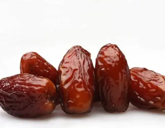 لهذه الأسباب إبدأوا إفطاركم بالتمر
