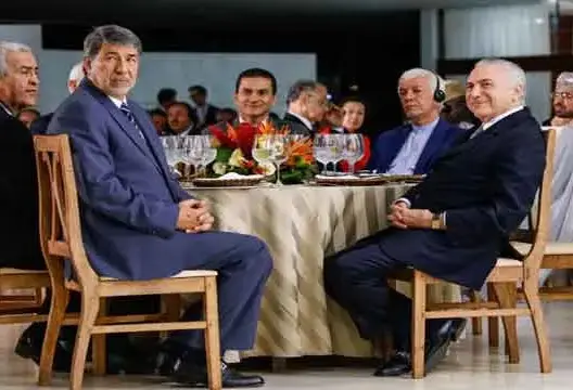 الرئيس البرازيلي يقيم حفل إفطار لسفراء الدول العربية