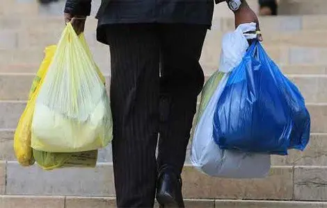 تنظيم حملة لجمع وإتلاف الأكياس البلاستيكية بالداخلة