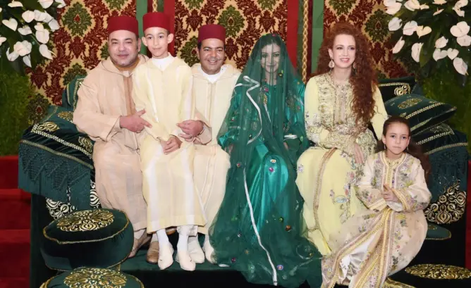 الأمير رشيد يرزق مولودا ذكرا ومحمد السادس يختار له اسم أحمد