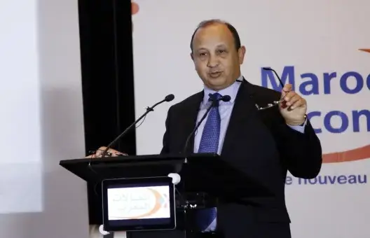 خبير يعدد محاسن تفويت حصة من مساهمة الدولة في اتصالات المغرب
