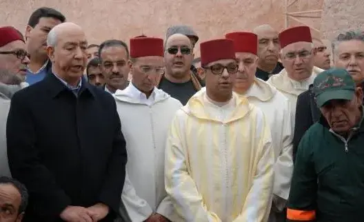 محمد العلوي حاجب ملكي مكلف بتوزيع الهبات على الزوايا