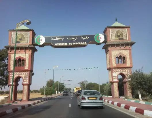 محكمة جزائرية تدين مغربيين بـ6 أشهر حبسا نافذا