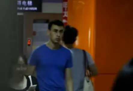 مغربي يشارك ببرنامج “قمرة” عبر فيديو “الموت الإلكتروني” (فيديو)