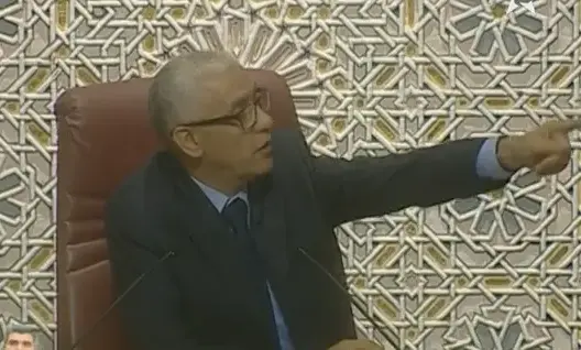 الطالبي العلمي يلتقي طاقم سكاي نيوز ويطوي الخلاف