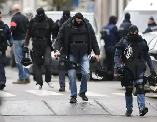 عمليات دهم وتوقيف 12 شخصا في إطار الارهاب ببلجيكا