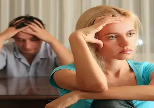 التسوق التجاري يزيد حالات الخيانة الزوجية