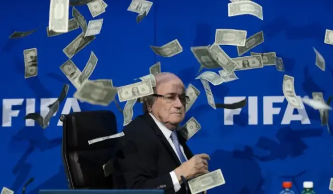 بلاتر يكشف طريقة التلاعب في قرعة منافسات أوروبية