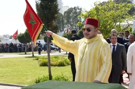 الملك يطلق مشروع مركز للتكوين المهني في مهن السيارات بالقنيطرة