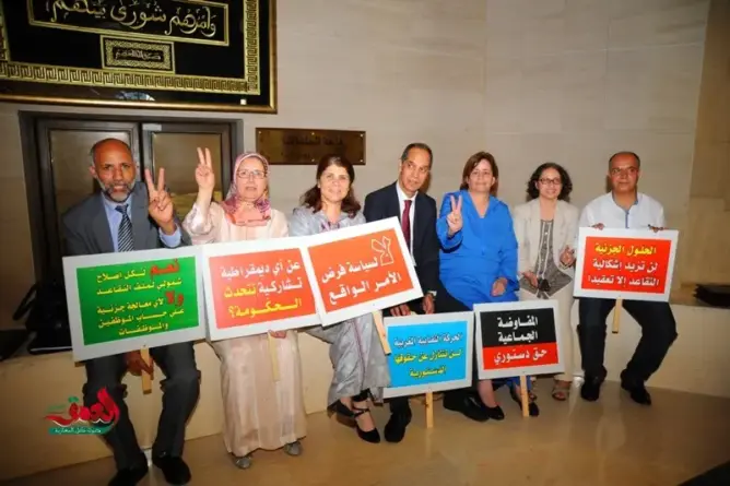 برلمانيو CDT يقاطعون اجتماعا حول التقاعد ويعتصمون ببهو “المستشارين”
