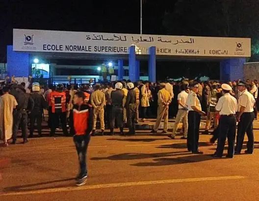 الأمن يمنع بالقوة مسيرة لـ”10 آلاف إطار تربوي” بمرتيل (صور)