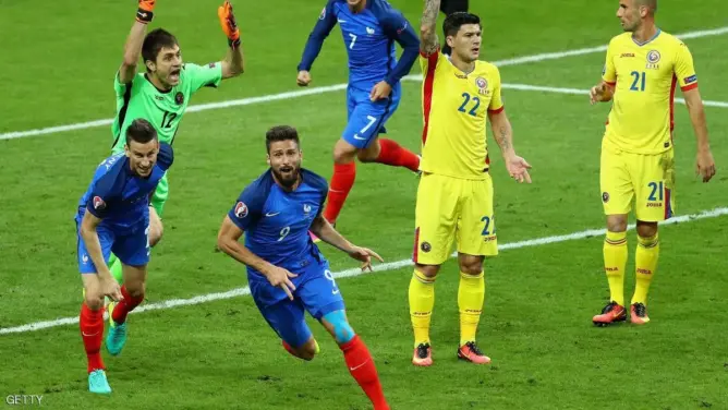 الديوك يفوزون على رومانيا في افتتاح اليورو