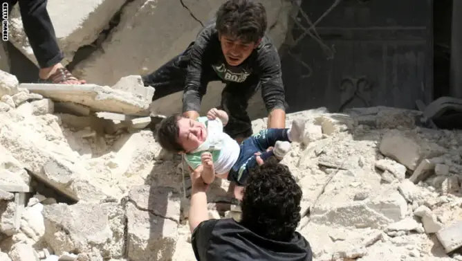 غارات الأسد وبوتين تخلف 65 قتيلا جديدا في حلب