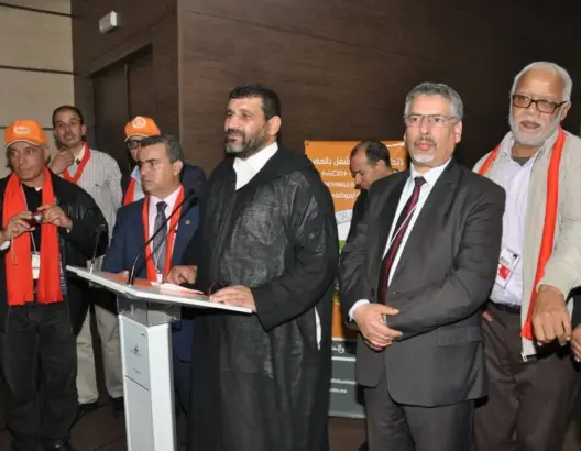 نقابة “البيجيدي” تطالب بالسماح لغير المجازين في ولوج الإدارة التربوية