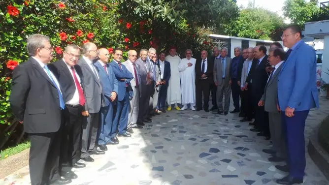 نقباء المحامين ببيت ابن كيران والأخير يستجيب لجميع المطالب