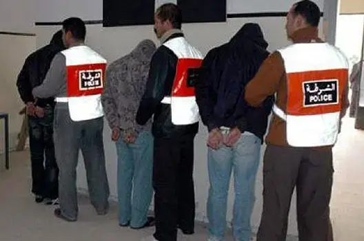 توقيف 3 أشخاص متورطين في ارتكاب سرقات بالعنف