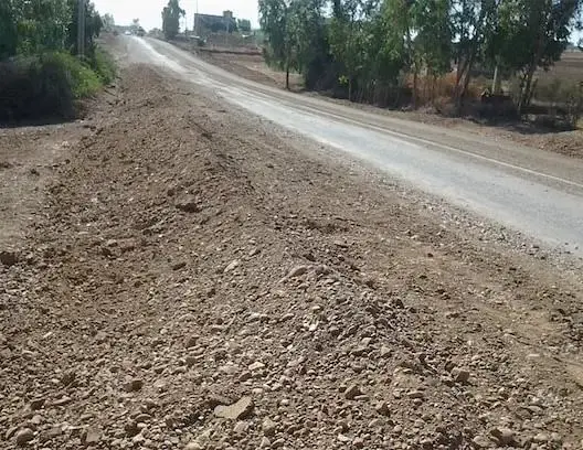 نشطاء يشتكون من وضعية طريق إقليمية ورباح يرسل لجنة