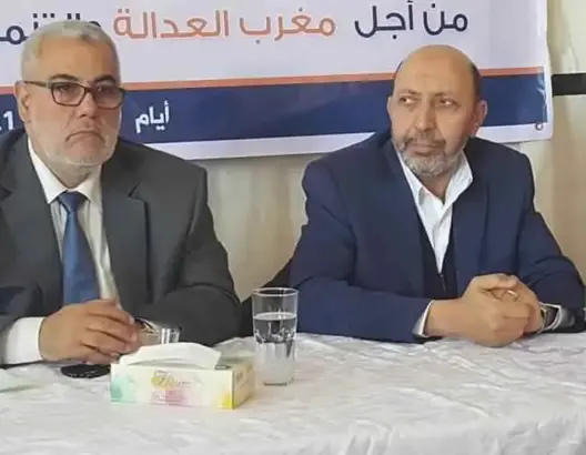 “البيجيدي” بمراكش يوضح بخصوص تجميد عضوية برلماني وآخرين