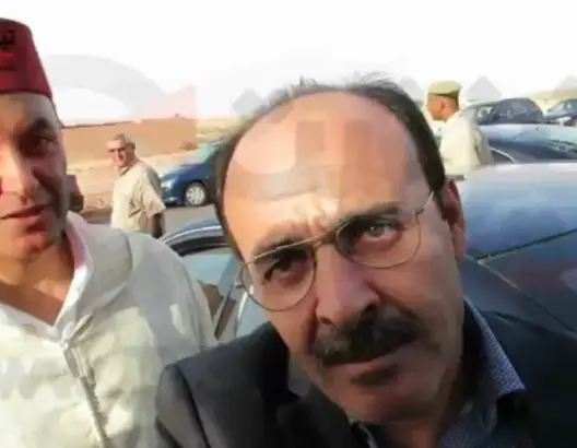 عامل تيزنيت يحضر ندوة سياسية ويخص العماري باستقبال “حار”