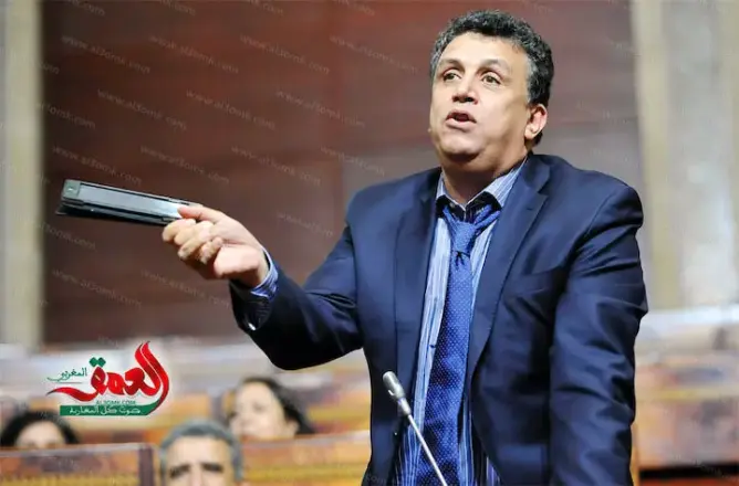 وهبي يجر حصاد للمساءلة بسبب أنصار حزب البديل الديمقراطي