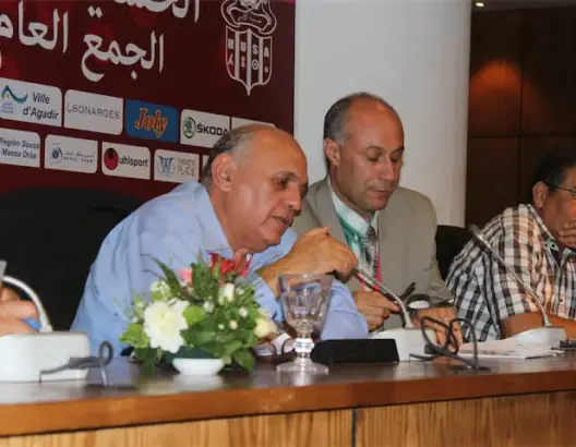 الحسنية على صفيح ساخن وعضو من المكتب المسير يستقيل