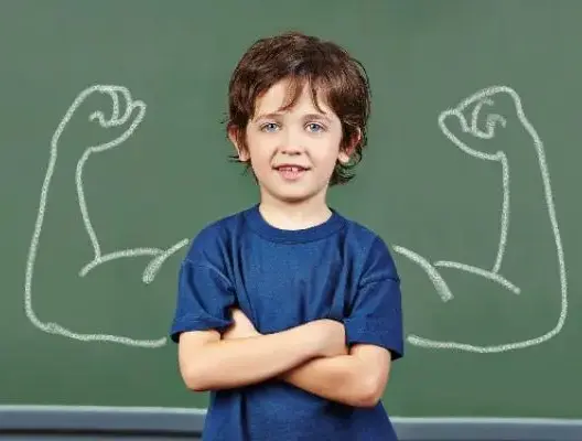 كيف تُعلّمين طفلك أن يُدافع عن نفسه في غيابكما؟