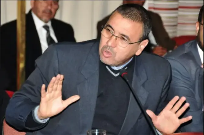 أفتاتي: دعاة التحكم أوحوا لشباط بالخروج من الحكومة وأمروا الأحرار بالدخول