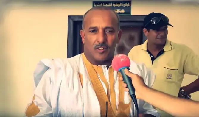 رئيس جماعة بالداخلة يطالب بإبعاد “زبل الطاليان” عن جماعته