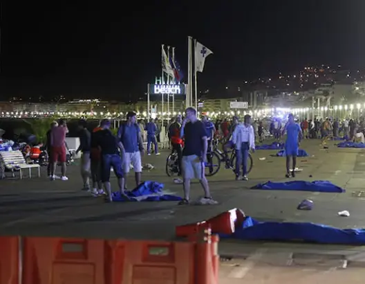 14 مسلما قُتلوا في “نيس” والمغرب يتكفل بنقل جثامين ضحاياه الأربع