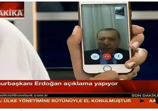 الهواتف الذكية أفشلت الانقلاب في تركيا