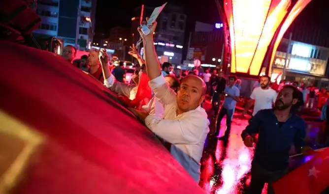 ردود فعل المجتمع الدولي على محاولة الانقلاب في تركيا