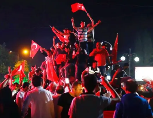 رئيس الأركان التركي: تم إفشال الانقلاب والشعب أظهر تضامنا تاريخيا