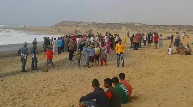 هجوم بالأسلحة البيضاء على مصطافين بشاطئ بنسليمان يخلف 3 إصابات