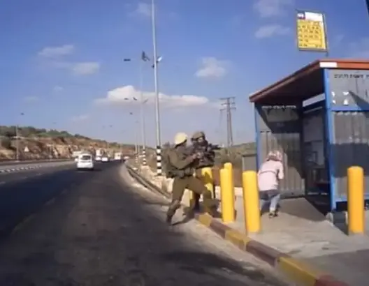 الاحتلال يعتقل 23 فلسطينيا بينهم امرأة