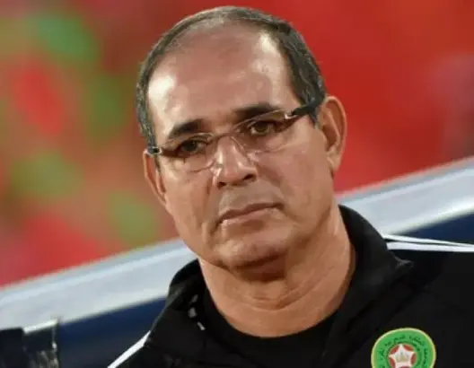 الزاكي يقضي عطلته بـ “إمسوان” قبل الكشف عن وجهته