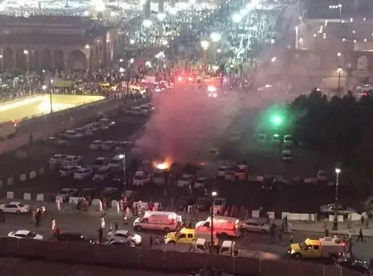 تفجيرات انتحارية قرب المسجد النبوي بالمدينة المنورة والقطيف
