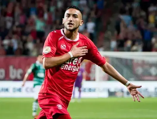رسميا.. المغربي زياش ينتقل إلى أجاكس أمستردام