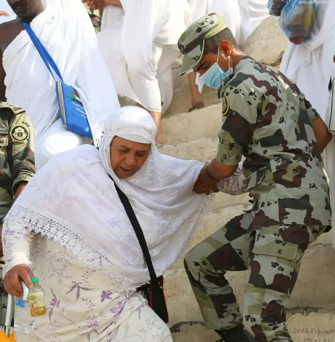 السعودية: لن نسمح بأي حادث يهدد أمن الحجاج