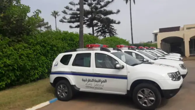 الوزير بوليف يوزع 50 سيارة جديدة لهيئة مراقبة الطرق