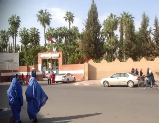 سيدة تنجب مولودها أمام مستشفى بتارودانت بعد طردها