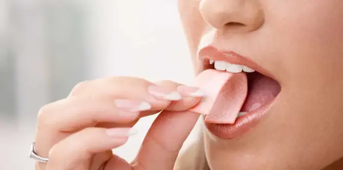محاكمة فرنسية سرقت 60 علبة علك