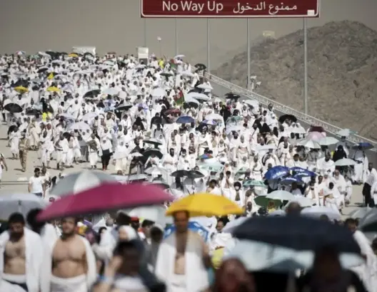 السعودية تعلن: الحج رسالة سلام ولا مكان لتسييسه