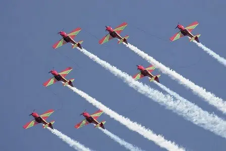 القوات الملكية الجوية تنظم استعراضات جوية بتطوان والمضيق