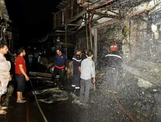 حريق “كاساباراطا” بطنجة أتى على 300 مستودع ومحل تجاري