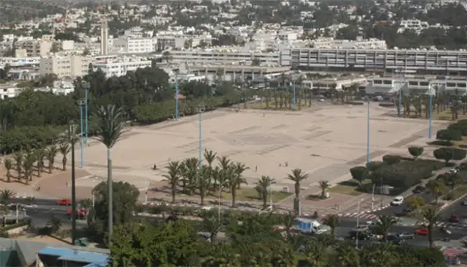 جدل في أكادير بسبب تحويل ساحة الأمل لمربد بدون مقابل