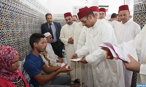 هبة ملكية لـ”الشرفاء الصافيين” ولأشخاص معوزين بتونات