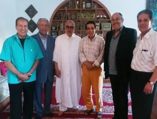 ابن كيران يستقبل خمسة من عمالقة الأغنية المغربية